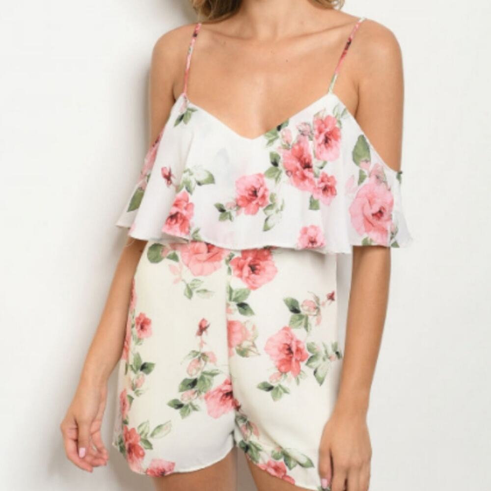 Brand New Charlotte Russe Flirty Ivory Rose Floral V Neck Ruffled Romper XS - Picture 3 of 6